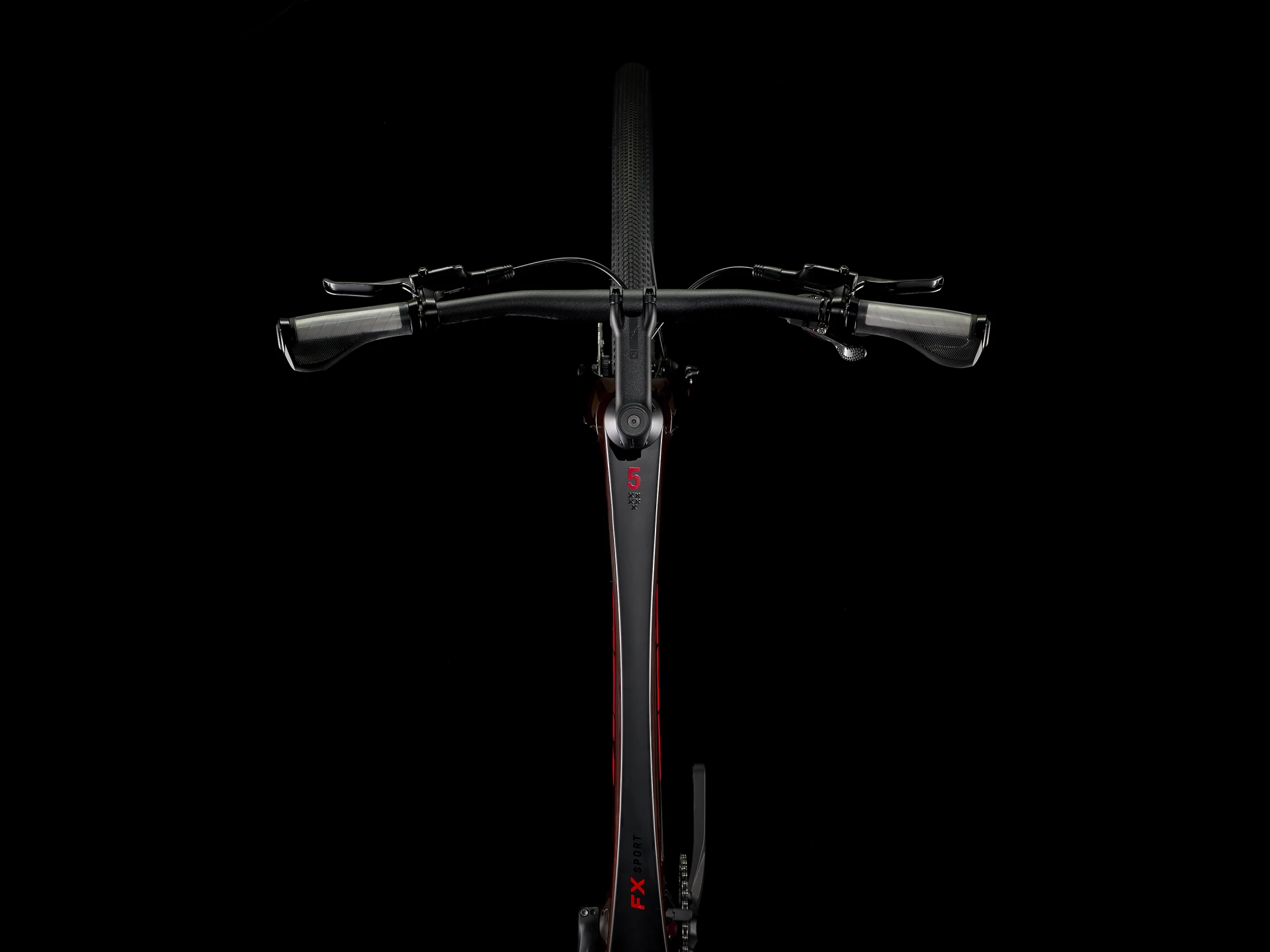 trek fx sport 5 2024 red carbon smoke fitness bicikl