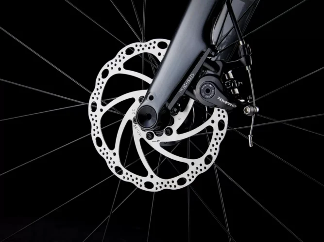TREK Domane AL 2 Gen 4 2026 Lithium Grey cestovni bicikl