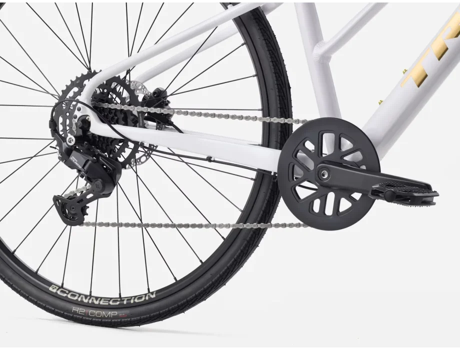 TREK FX 2 Midstep Gen 4 2026 Crystal White cross bicikl za žene bijele boje