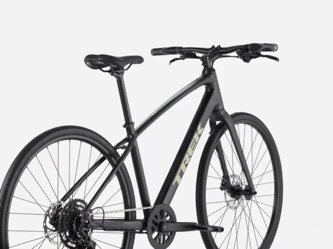 TREK FX 2 Stepover Gen 4 2026 Carbon Dark Grey cross bicikl muški crne boje