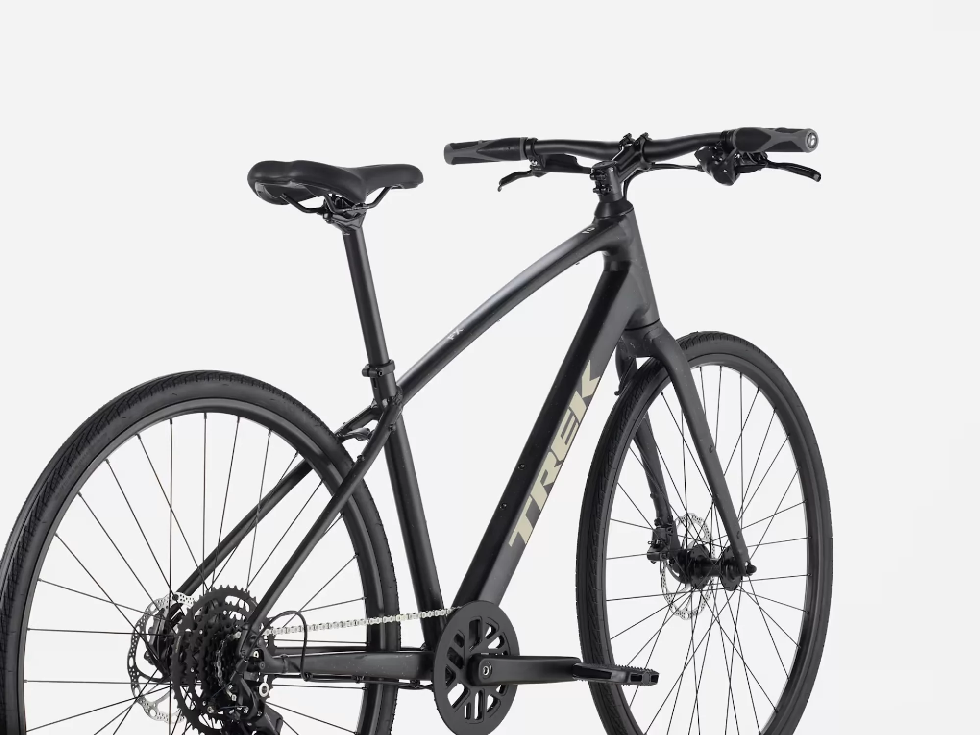 TREK FX 2 Stepover Gen 4 2026 Carbon Dark Grey cross bicikl muški crne boje
