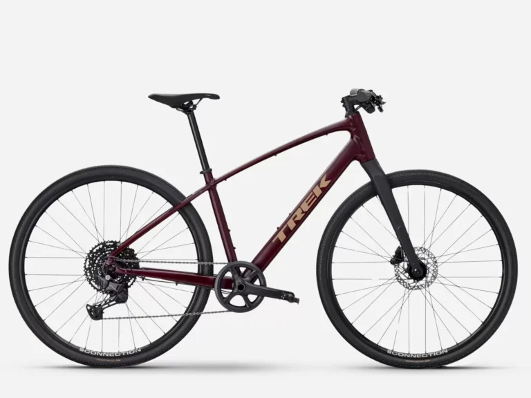 TREK FX Sport AL 3 2026 Cobra Blood city hibrid bicikl