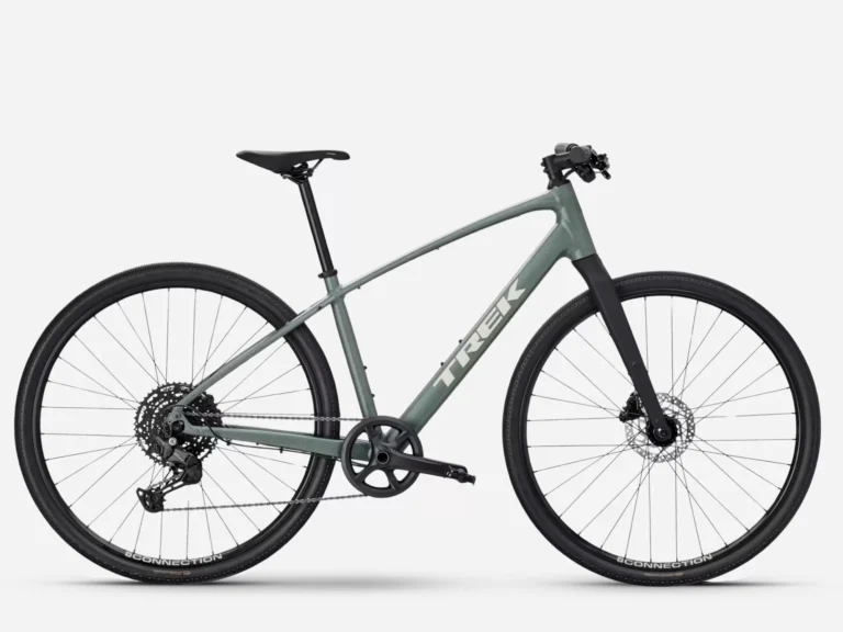 TREK FX Sport AL 3 2026 Keswick gradski hibridni bicikl
