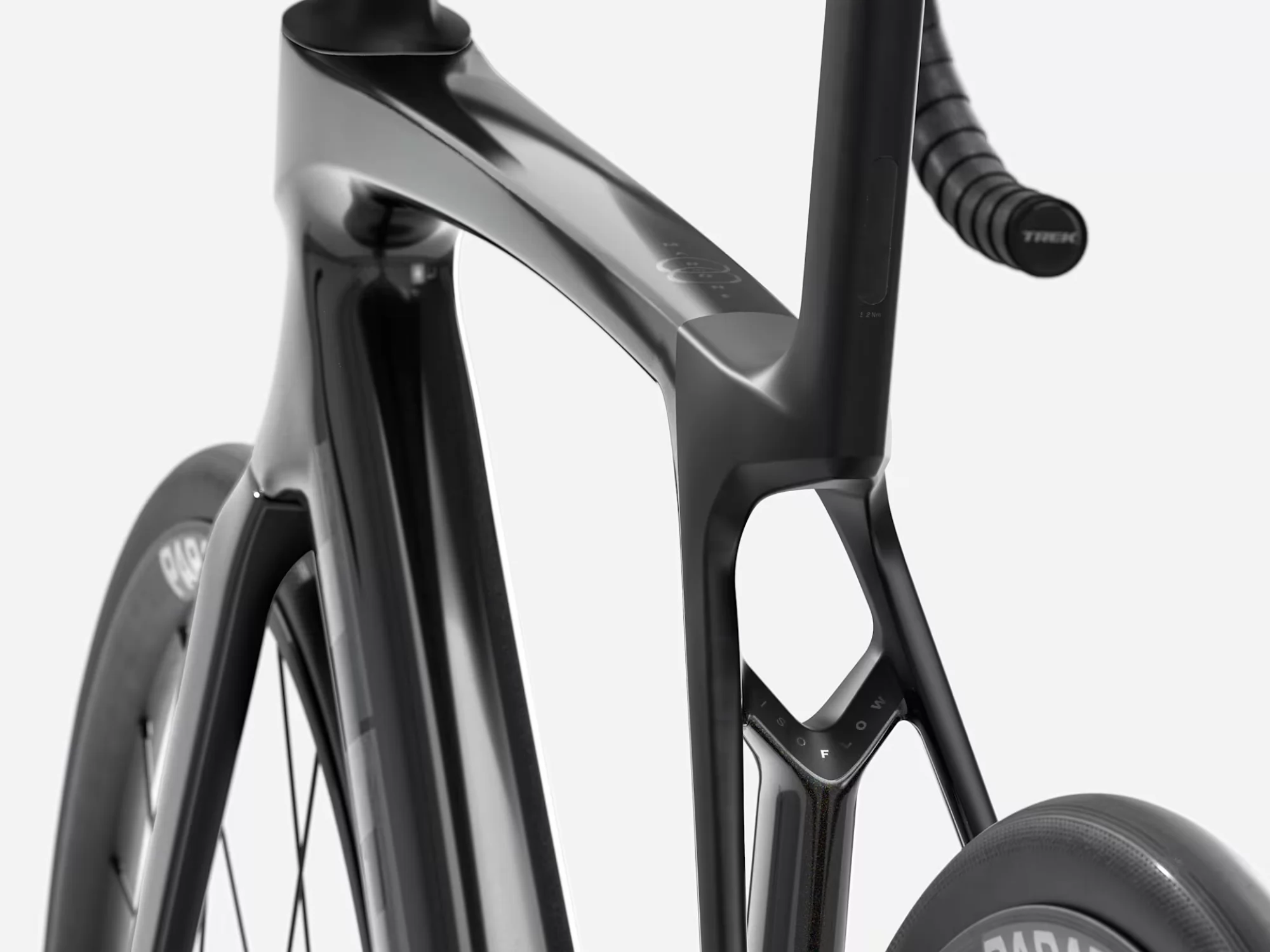 madone-sl-5-gen-8-2026-gloss-dark-star-matte-deep-smoke-40709-17575020398115-0