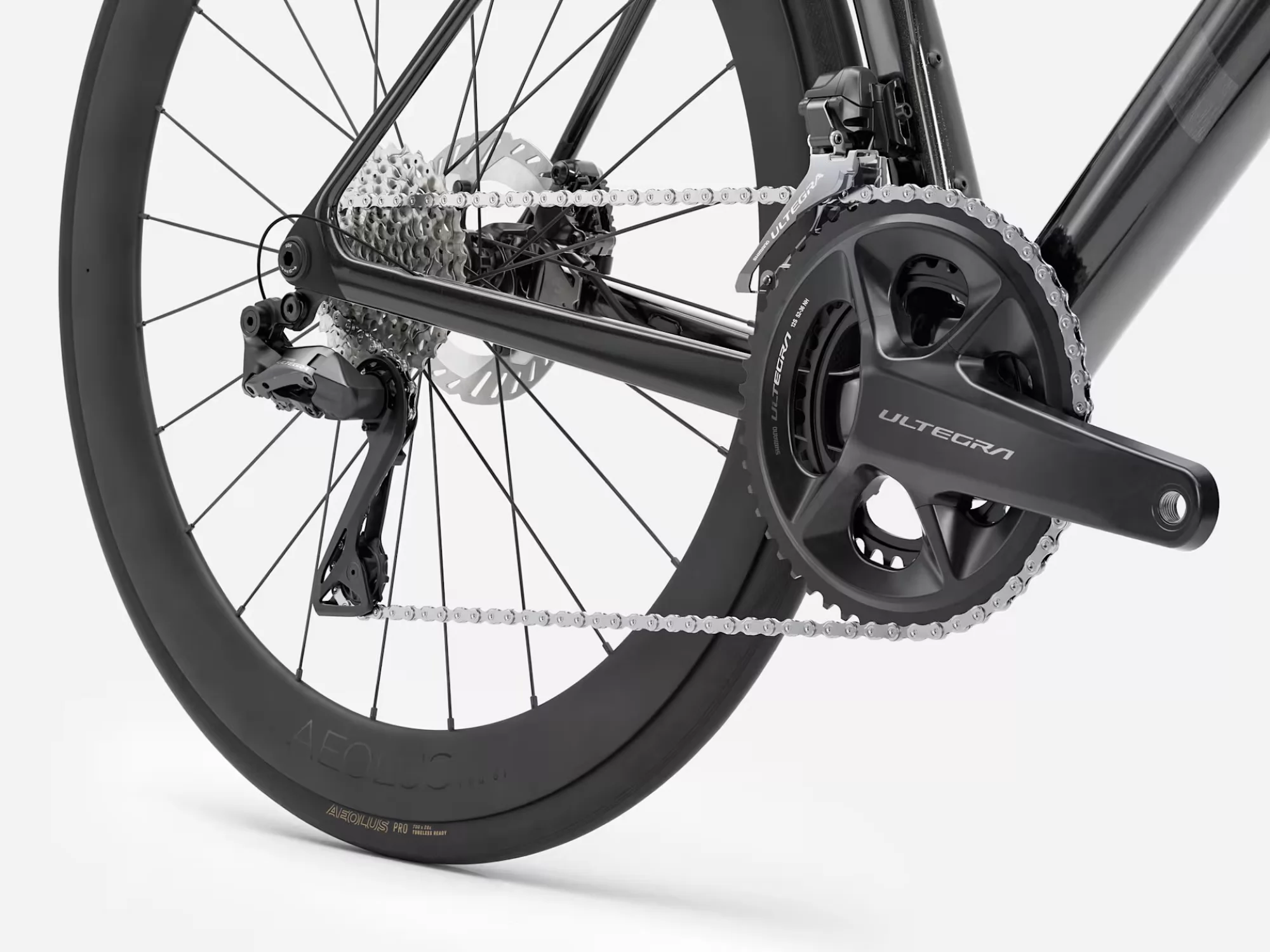 madone-sl-7-gen-8-2026-gloss-dark-star-matte-deep-smoke-40719-17575125147062-0 TREK Madone SL 7 Gen 8 2026 Gloss Dark Star'Matte Deep Smoke cestovni bicikl