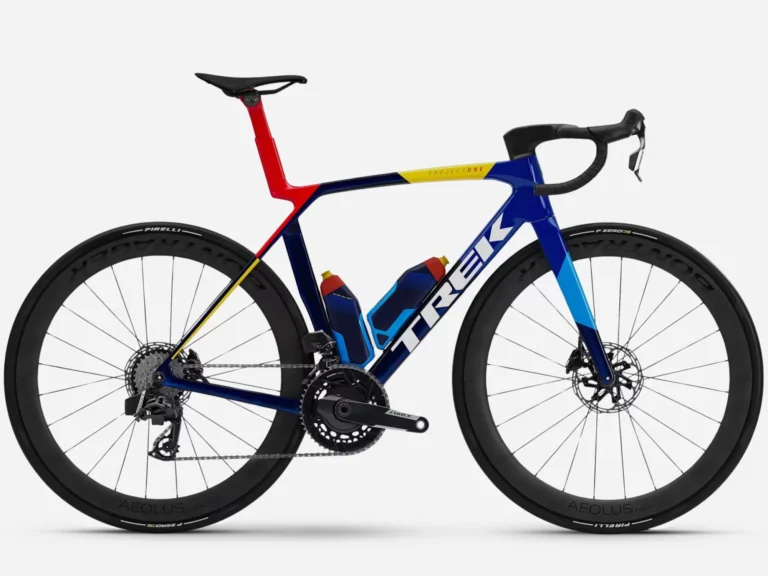 TREK Madone SLR 7 AXS Gen 8 2026 Team Replica cestovni karbonski bicikl