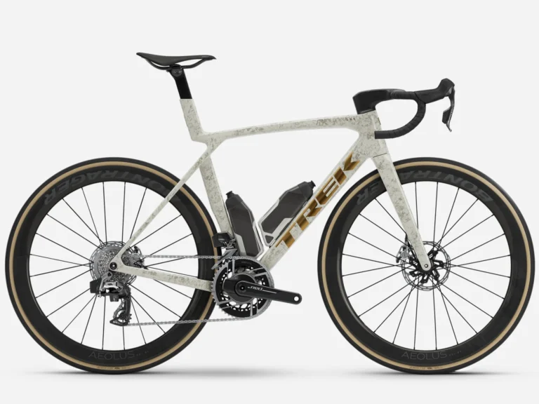 TREK Madone SLR 9 AXS Gen 8 2026 Era White