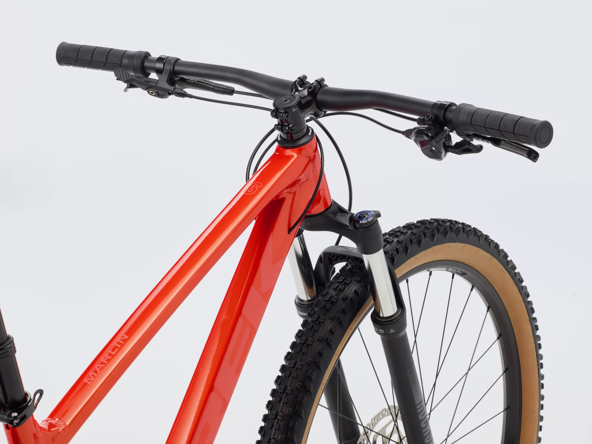 TREK Marlin 6 Gen 3 2026 Lava