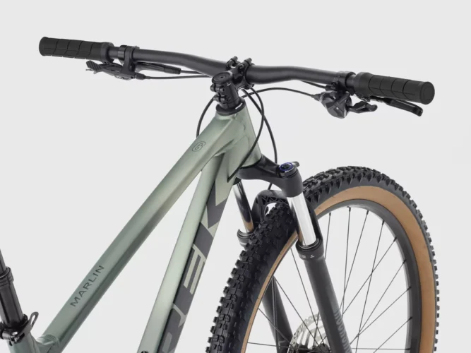 TREK Marlin 6 Gen 3 2026 Matte Lichen'Keswick Green