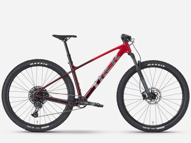 TREK Marlin 7 Gen 3 2026 Fury Red'Lithium Grey MTB Bicikl
