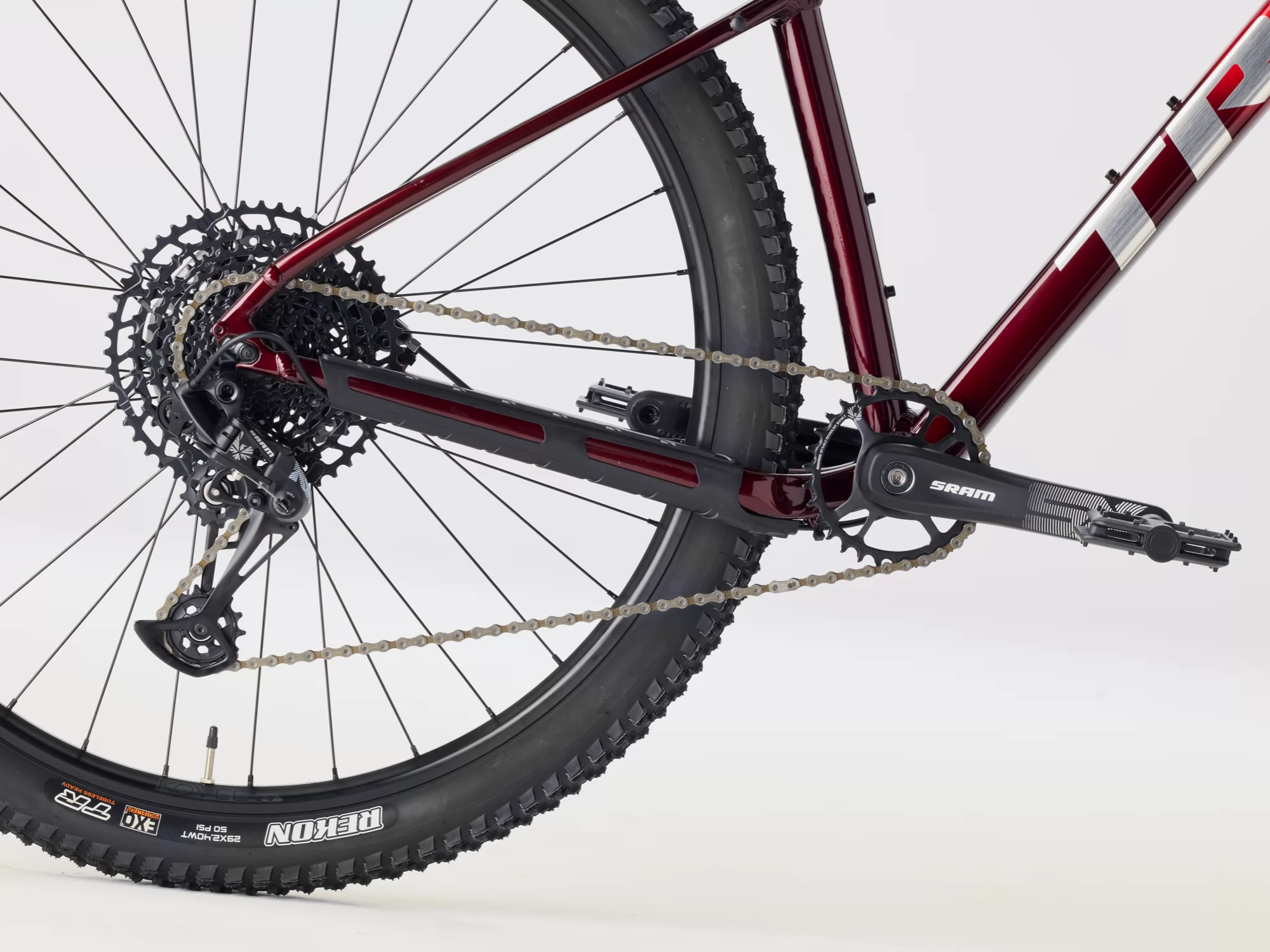 TREK Marlin 7 Gen 3 2026 Fury Red'Lithium Grey MTB Brdski bicikl