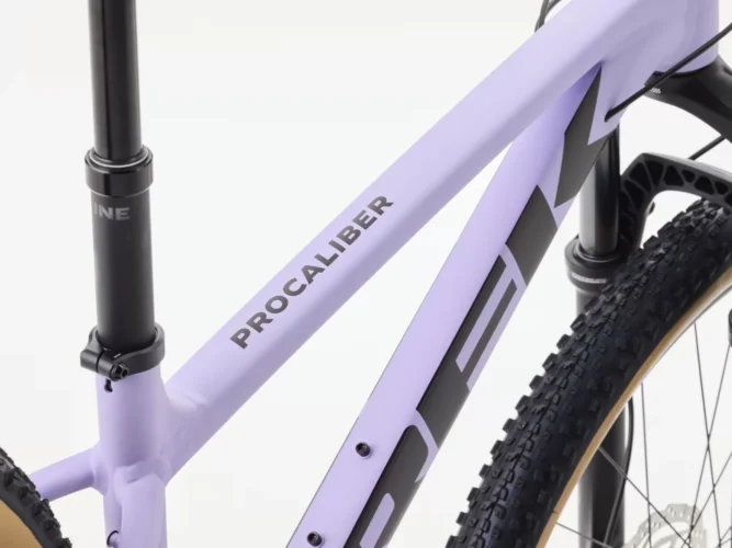 TREK Procaliber 6 2026 Lavender Haze