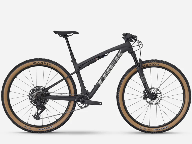 TREK Supercaliber SL 9.6 Gen 2 2026 Matte Carbon'Gloss Black Splatter MTB Brdski bicikl Hardtail