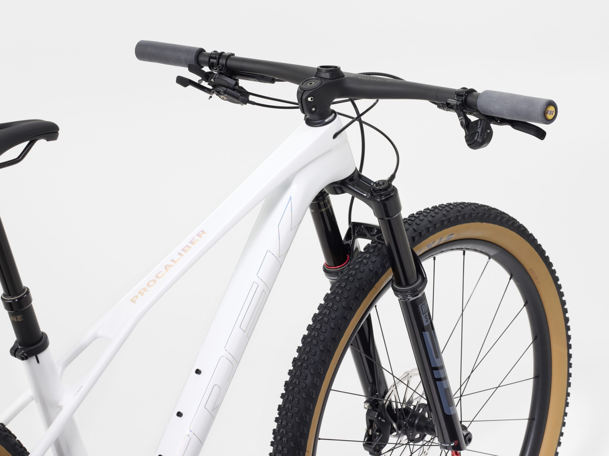 TREK Procaliber 9.7 Gen 3 2027 Crystal White - MTB bicikl, slika 3